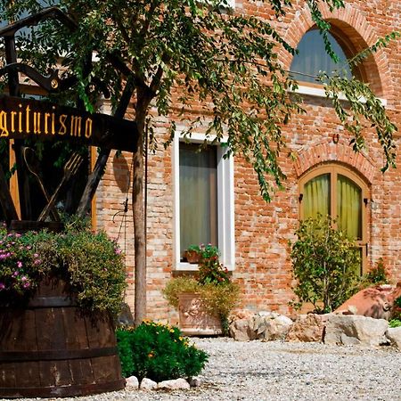 All'Albaro Agriturismo Salizzole Kültér fotó