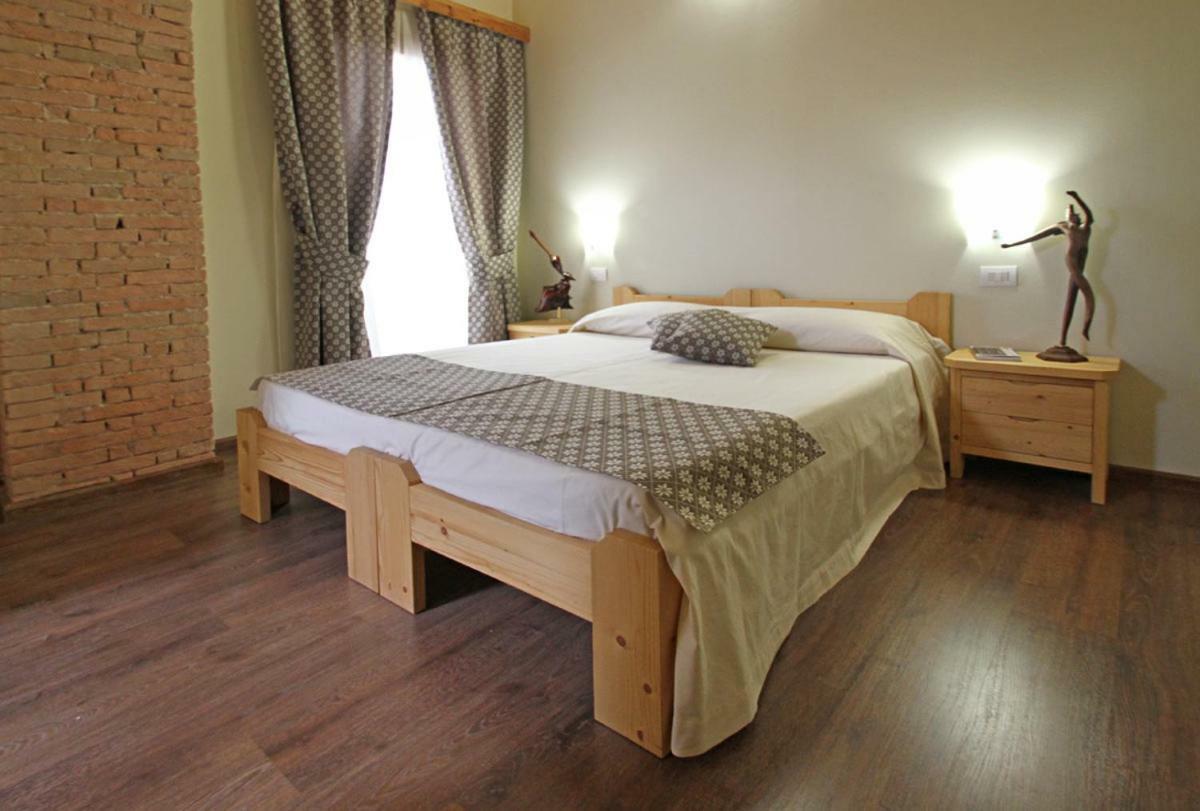 All'Albaro Agriturismo Salizzole Kültér fotó